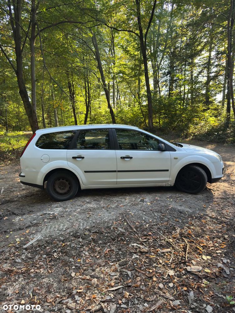 Ford Focus - 9