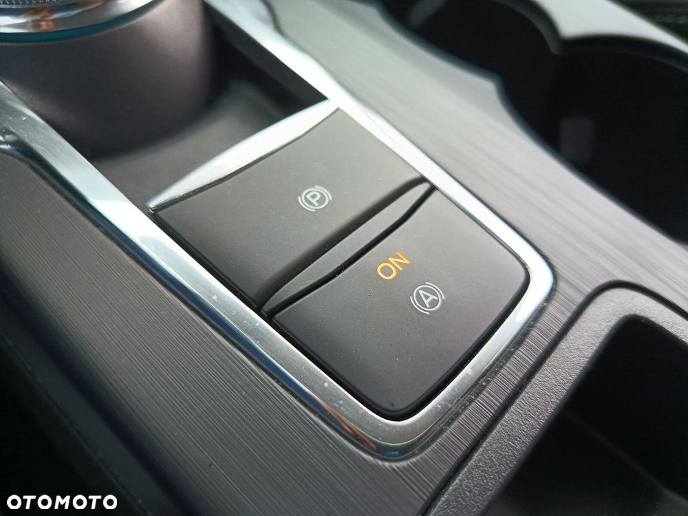 Ford Focus 1.5 EcoBlue Titanium X - 24