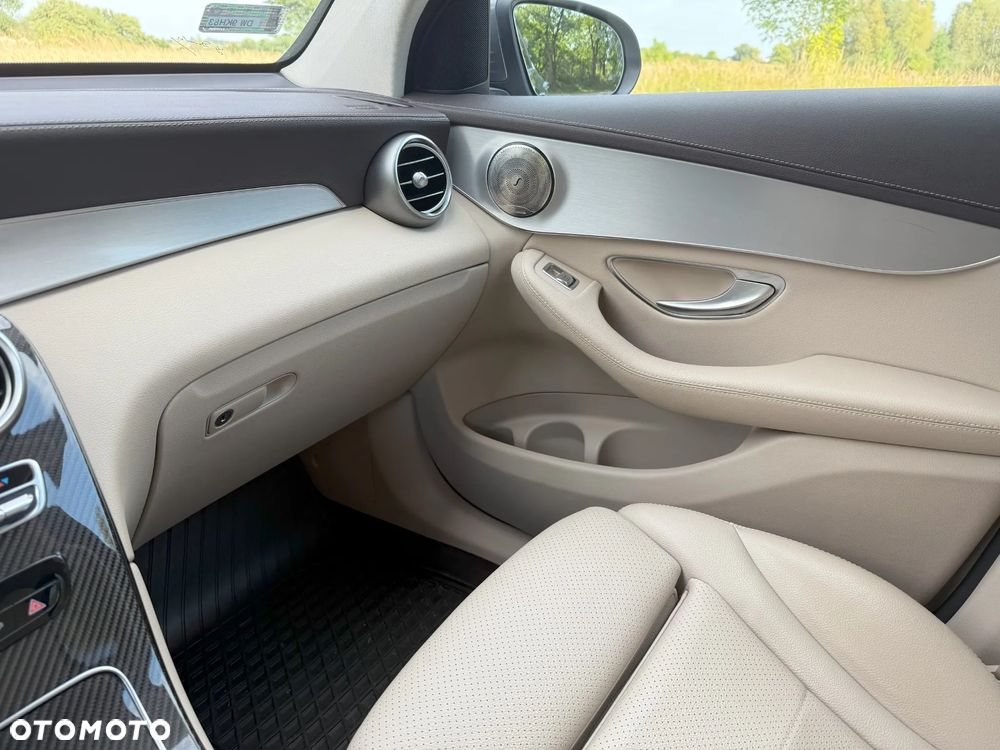 Mercedes-Benz GLC Coupe 250 4-Matic - 27