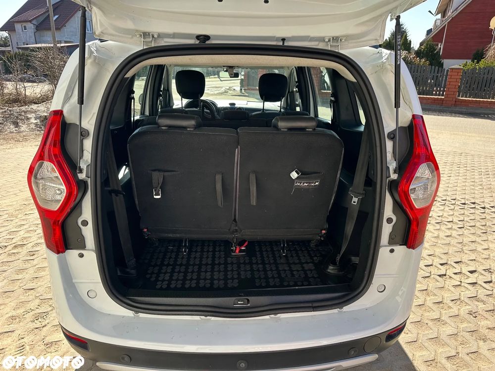 Dacia Lodgy TCe 115 Stepway - 10