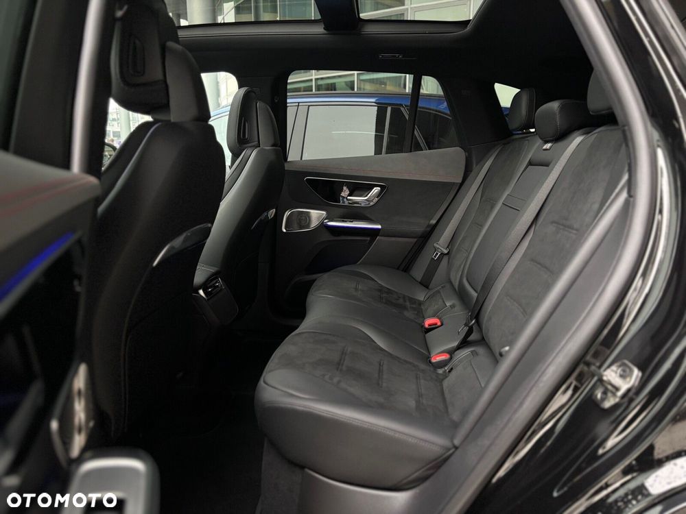 Mercedes-Benz EQE - 14