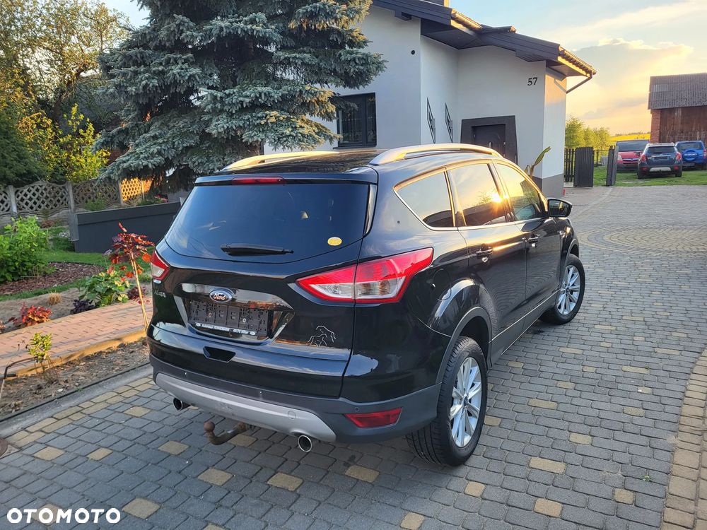 Ford Kuga 2.0 TDCi FWD Titanium - 10