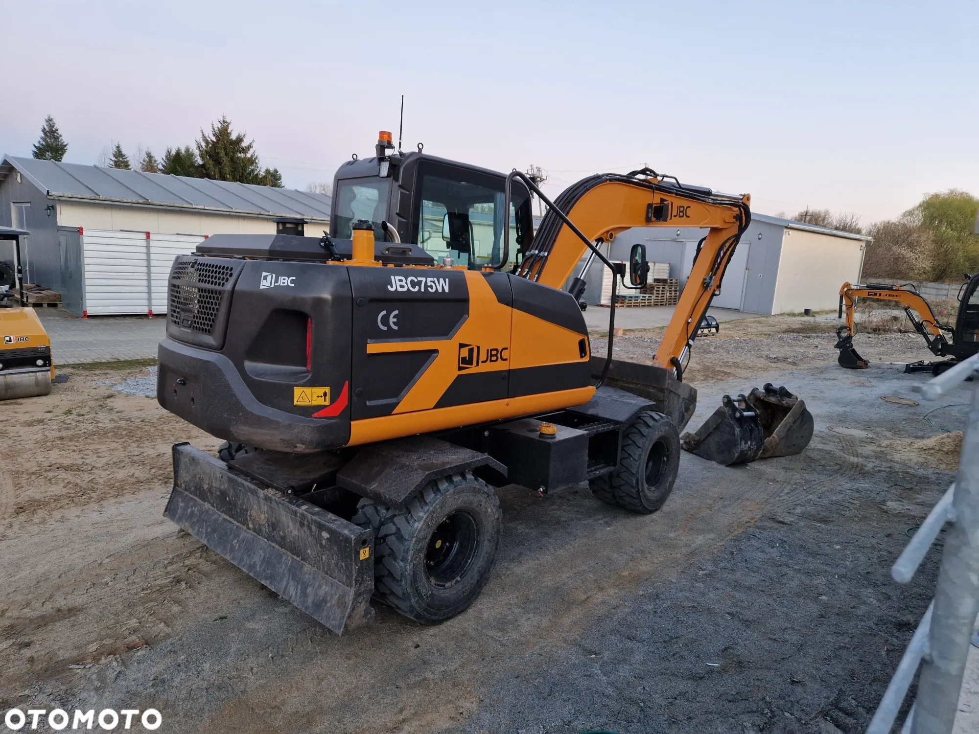 JCB JBC 75W - 3