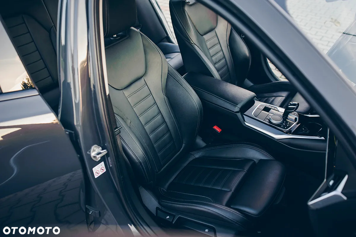 BMW Seria 3 320d Sport Line Shadow sport - 19