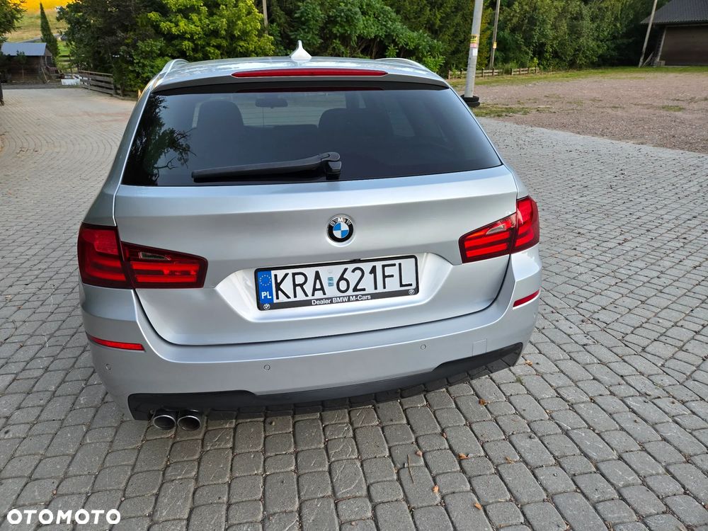 BMW Seria 5 530d xDrive Sport-Aut Luxury Line - 11