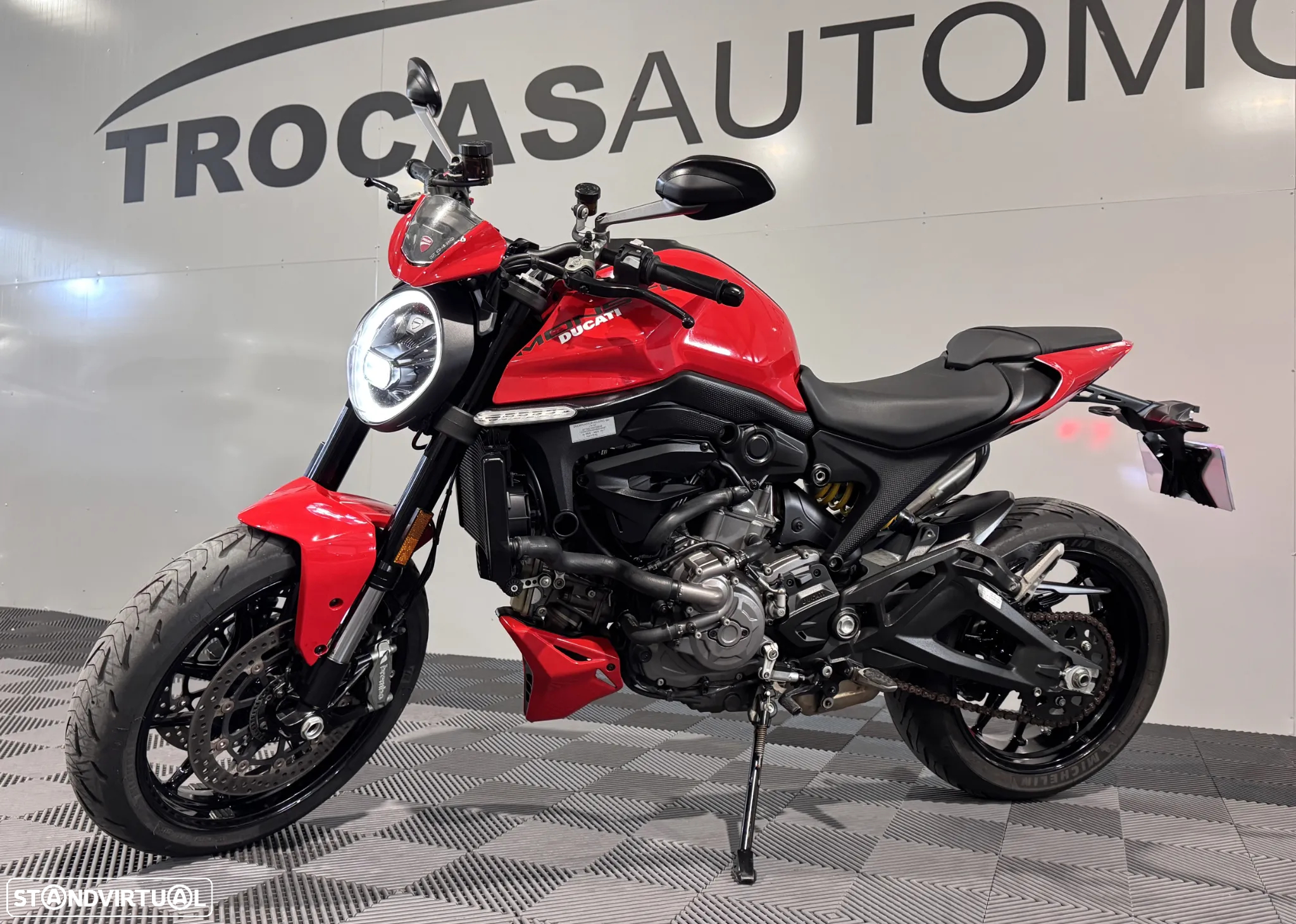 Ducati Monster 937 - 4