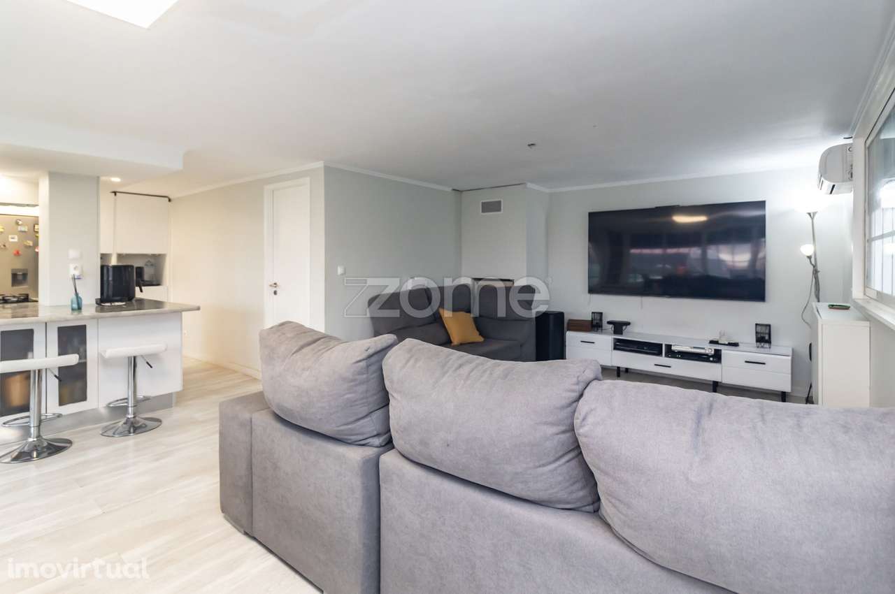 Villa T3 Renovada no Parque Verde - Grande imagem: 3/39