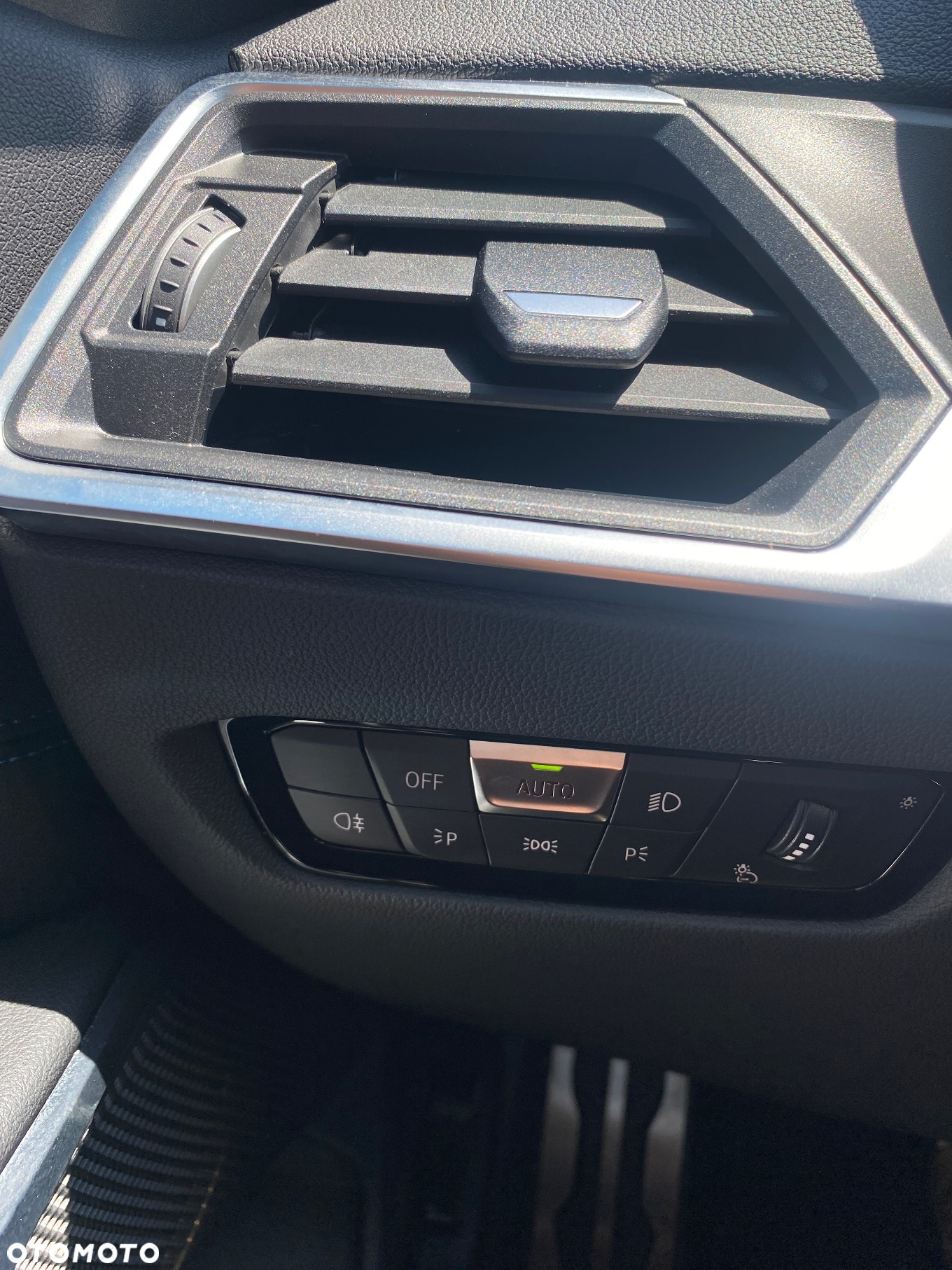 BMW Seria 3 318i M Sport - 18