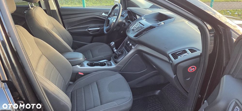 Ford Kuga 2.0 TDCi 4WD Titanium - 9