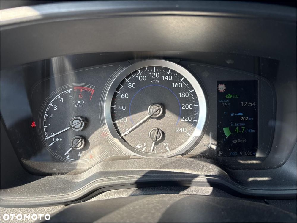 Toyota Corolla 1.8 Hybrid Active - 14