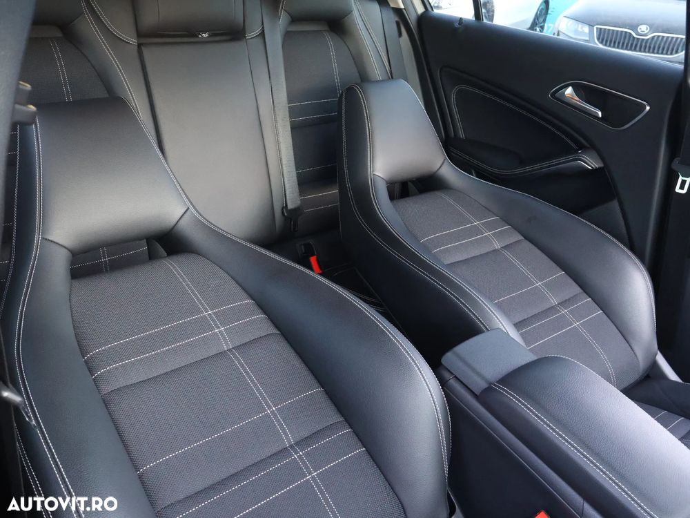 Mercedes-Benz A 200 CDI 7G-DCT Urban - 14