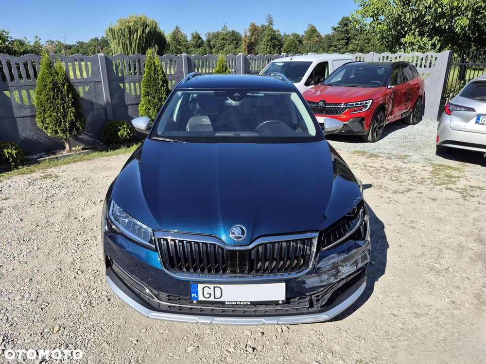 Skoda Superb 2.0 TSI 4x4 Scout DSG - 2