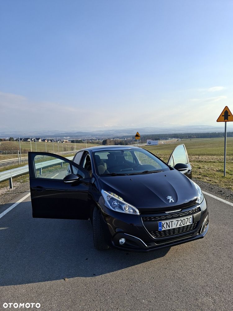 Peugeot 208 - 2