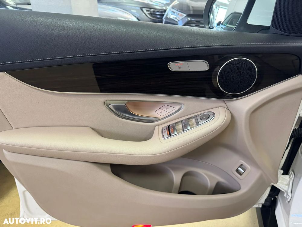 Mercedes-Benz GLC 220 d 4Matic 9G-TRONIC Exclusive - 18