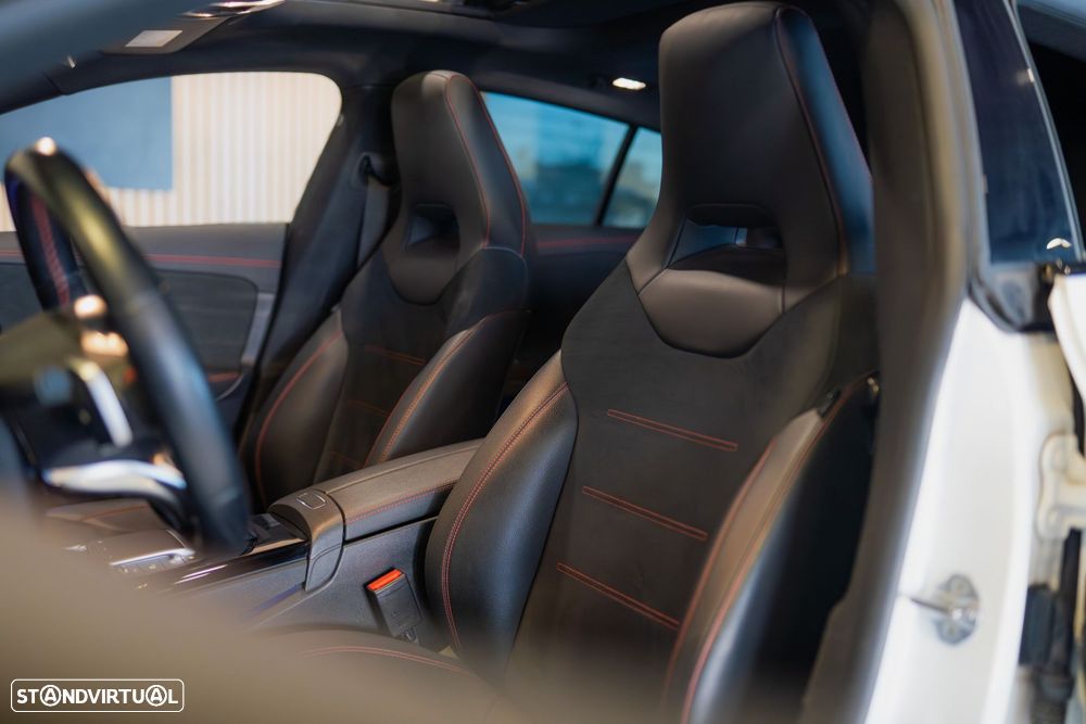 Mercedes-Benz CLA 250 e Shooting Brake AMG Line - 4