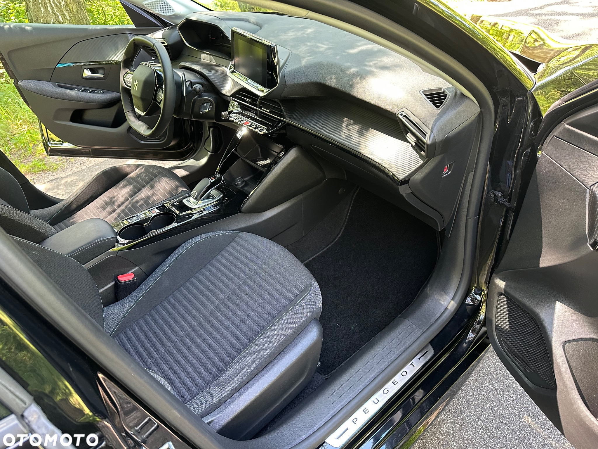 Peugeot 208 PureTech 100 EAT8 Active Pack - 25
