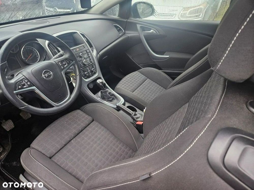 Opel Astra - 11