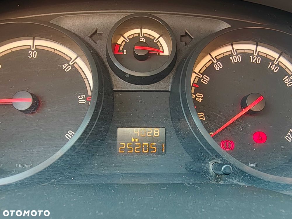 Opel Corsa - 7