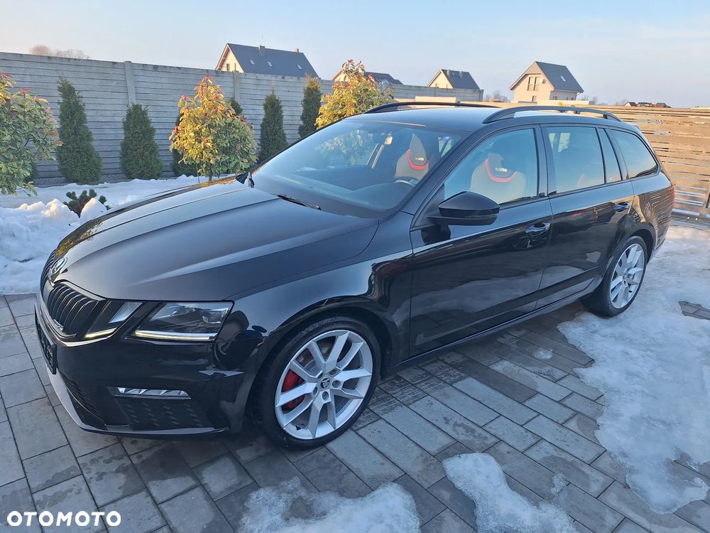 Skoda Octavia 2.0 TDI DSG RS - 1