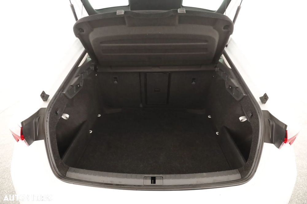 Skoda Octavia 2.0 TDI DSG Style - 25