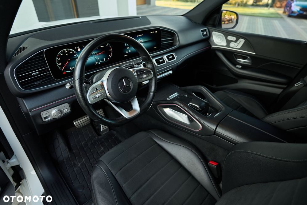 Mercedes-Benz GLE 300 d 4-Matic - 22