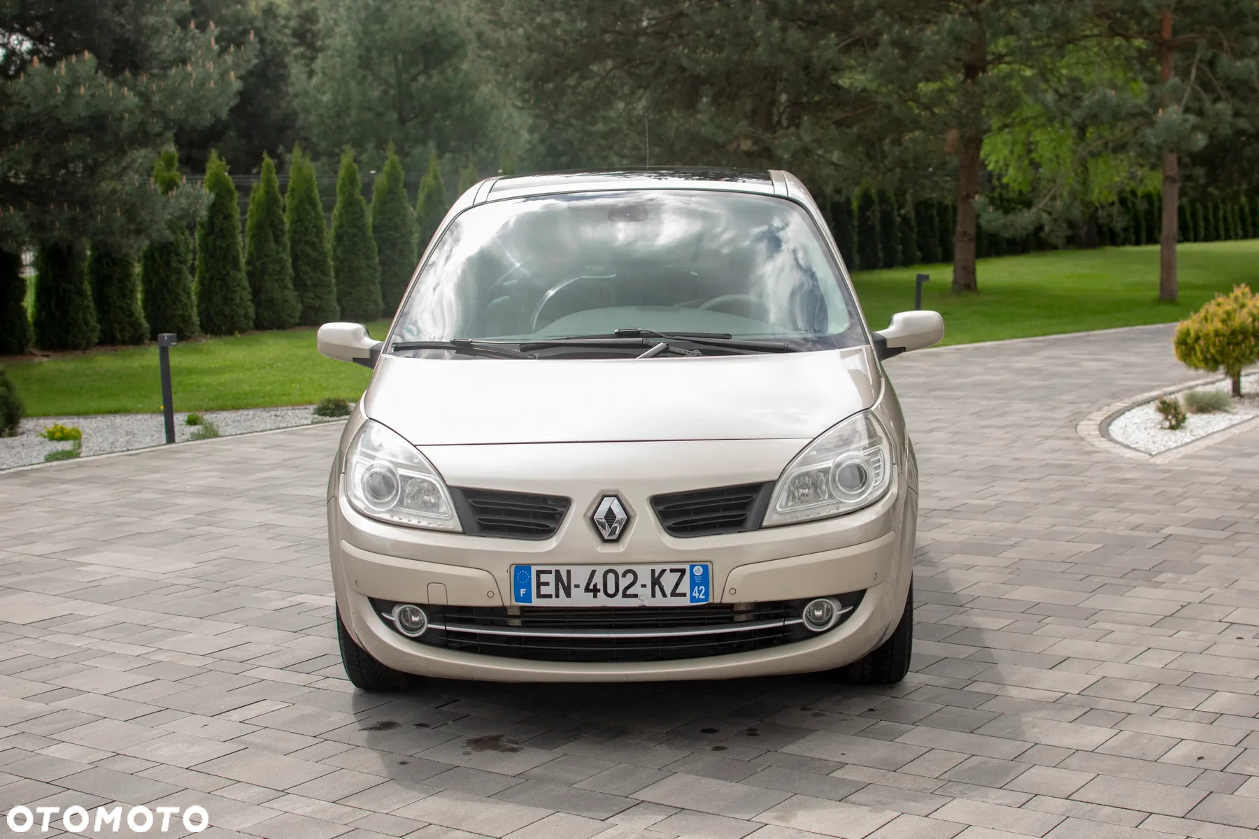 Renault Grand Scenic Gr 2.0T Exception - 8