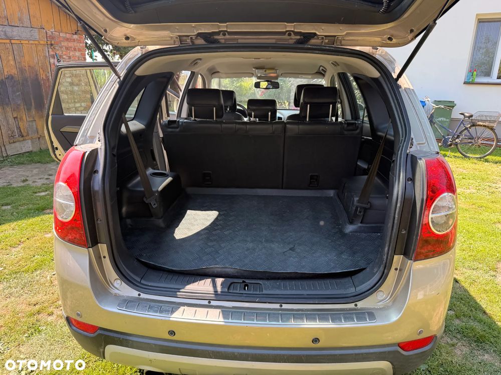 Chevrolet Captiva - 13