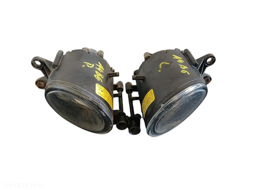 HALOGEN LEWY PRAWY AUDI A4 B6 HALOGEN LEWY PRAWY 08051540 A4 B6 - 2