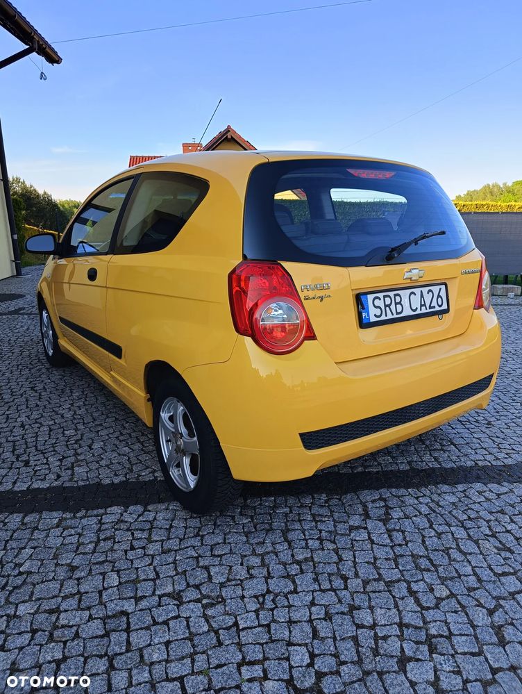 Chevrolet Aveo 1.2 16V Base - 3