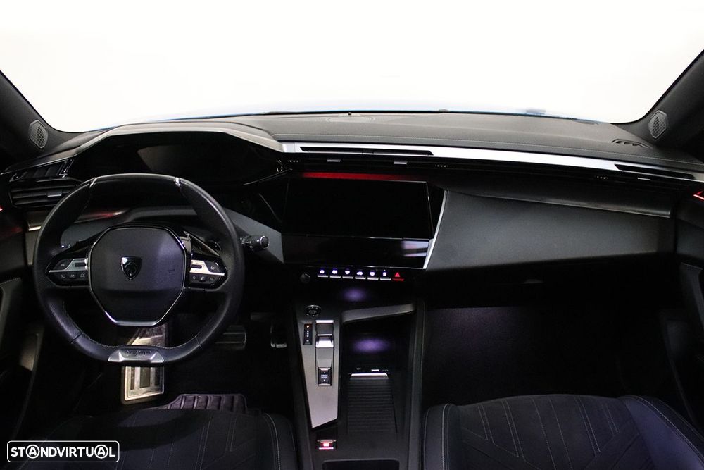 Peugeot 308 1.2 PureTech GT EAT8 - 8