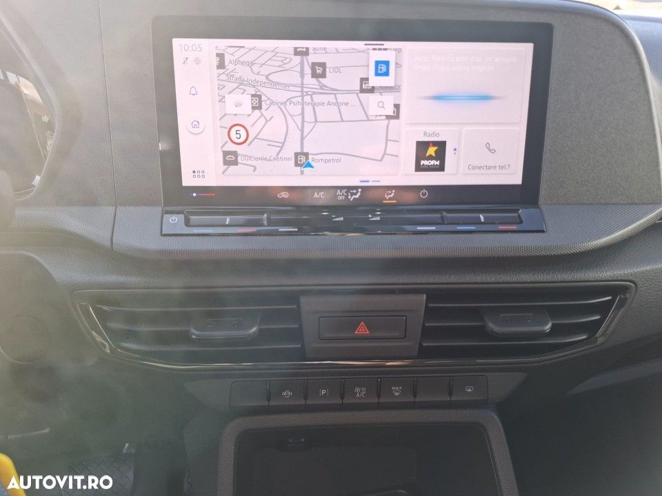 Ford Transit Connect - 13