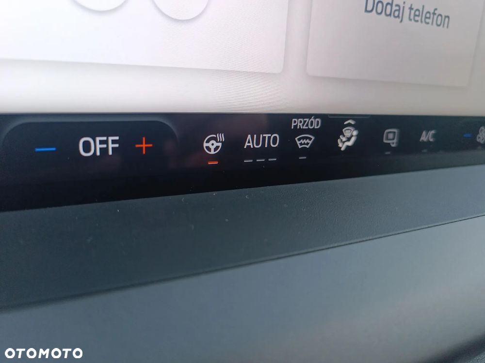 Ford Transit Courier - 18
