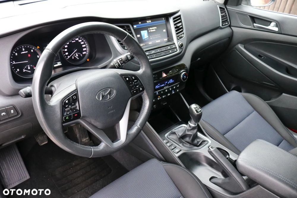 Hyundai Tucson 1.7 CRDI BlueDrive GO 2WD - 26