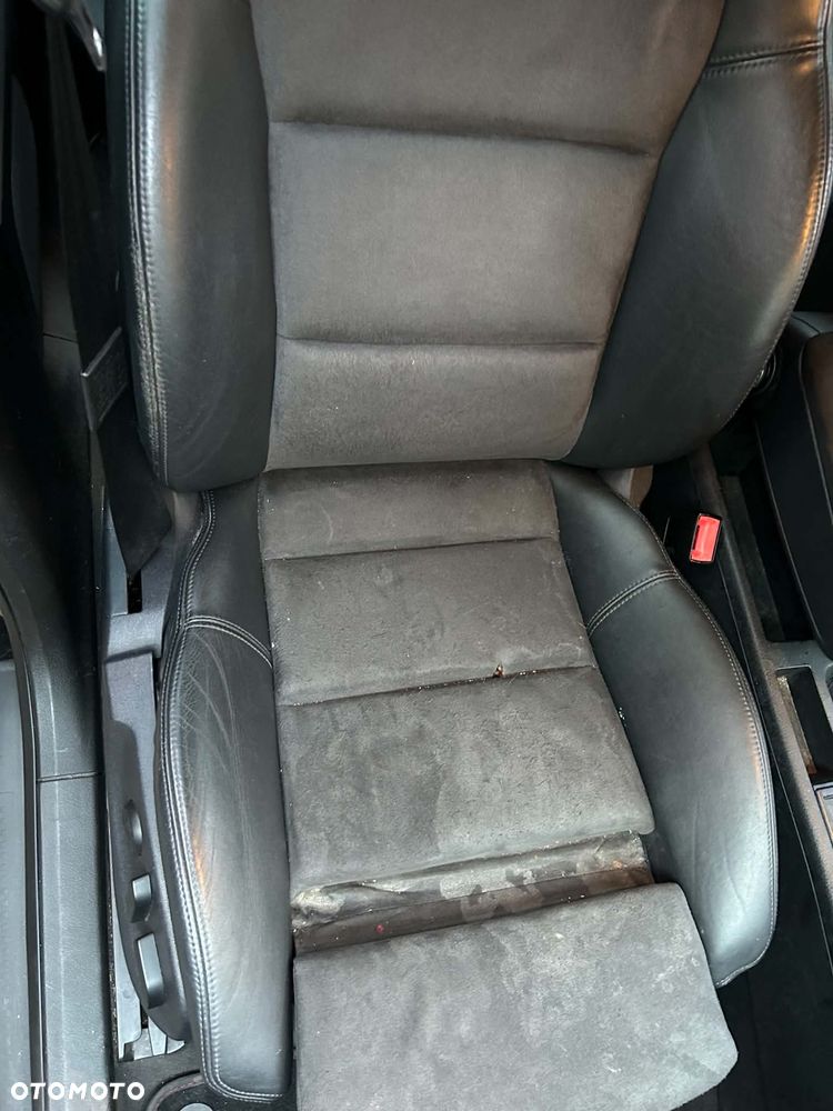 Audi A4 Avant - 31