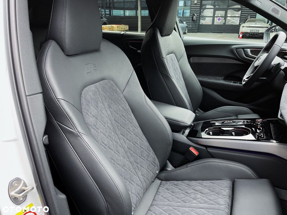 Audi A5 Limousine - 25