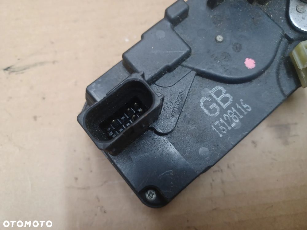 ZAMEK DRZWI PRAWY TYŁ ASTRA H 13128116GB - 2