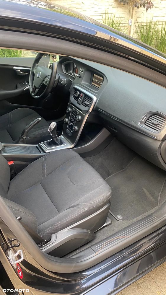 Volvo V40 D3 Momentum - 15