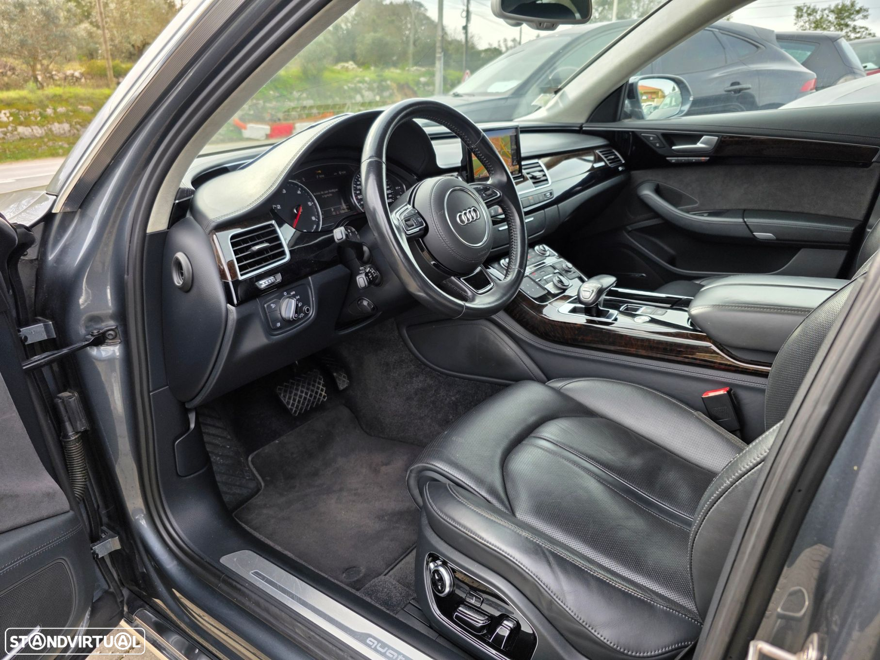 Audi A8 - 11