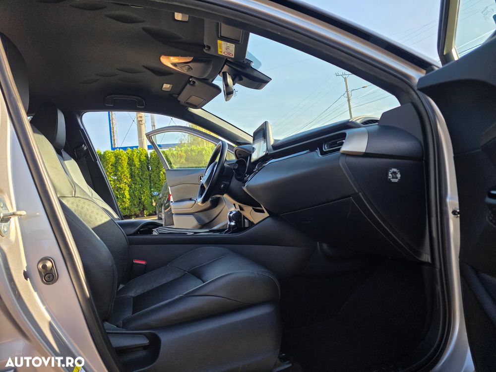 Toyota C-HR Style Selection - 12