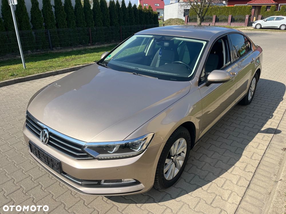 Volkswagen Passat 1.4 TSI (BlueMotion Technology) Trendline - 13