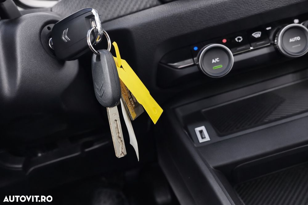 Citroën C4 BlueHDi 130 Stop&Start EAT8 FEEL PACK - 20