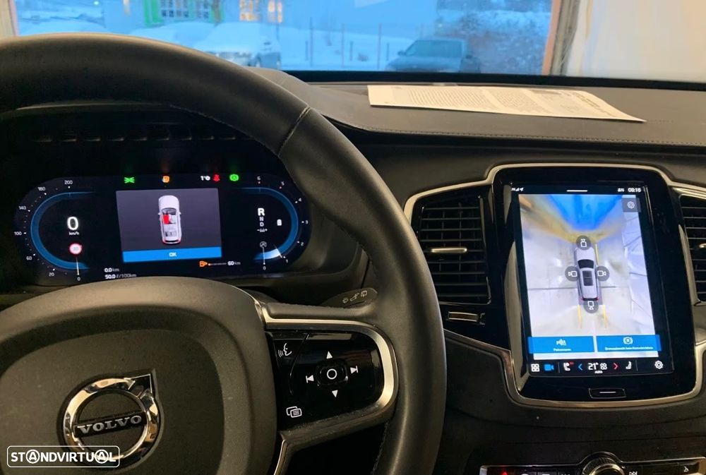 Volvo XC 90 D5 AWD Geartronic RDesign - 8