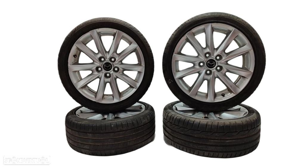 CONJUNTO DE PNEUS MAZDA 3 BERLINA BK - 1