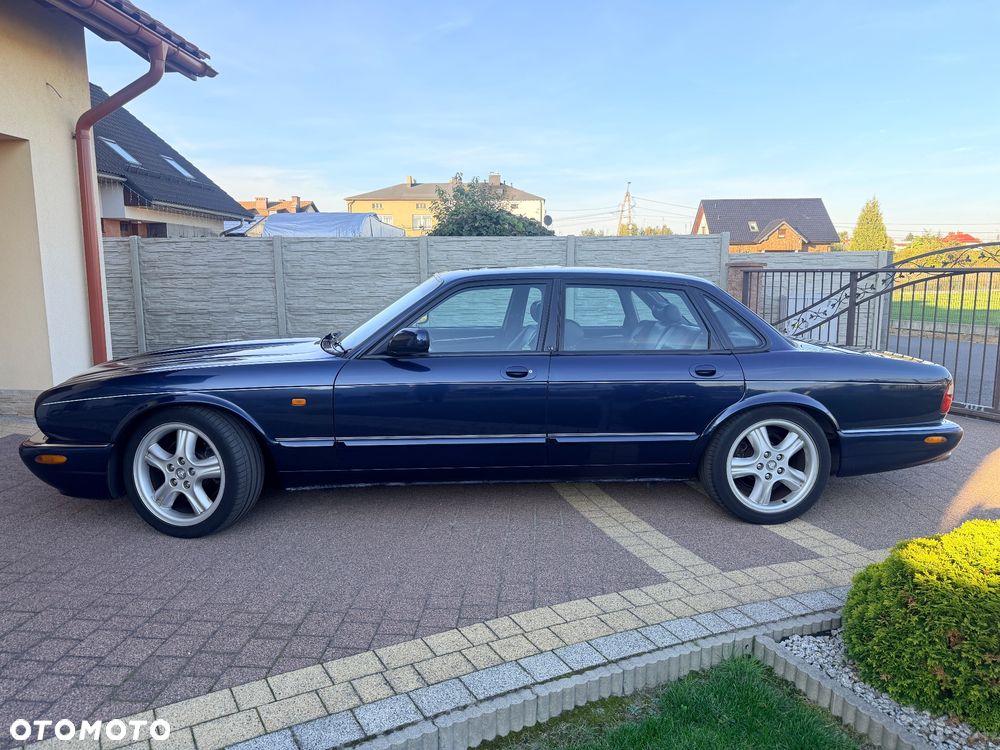 Jaguar XJR Standard - 4