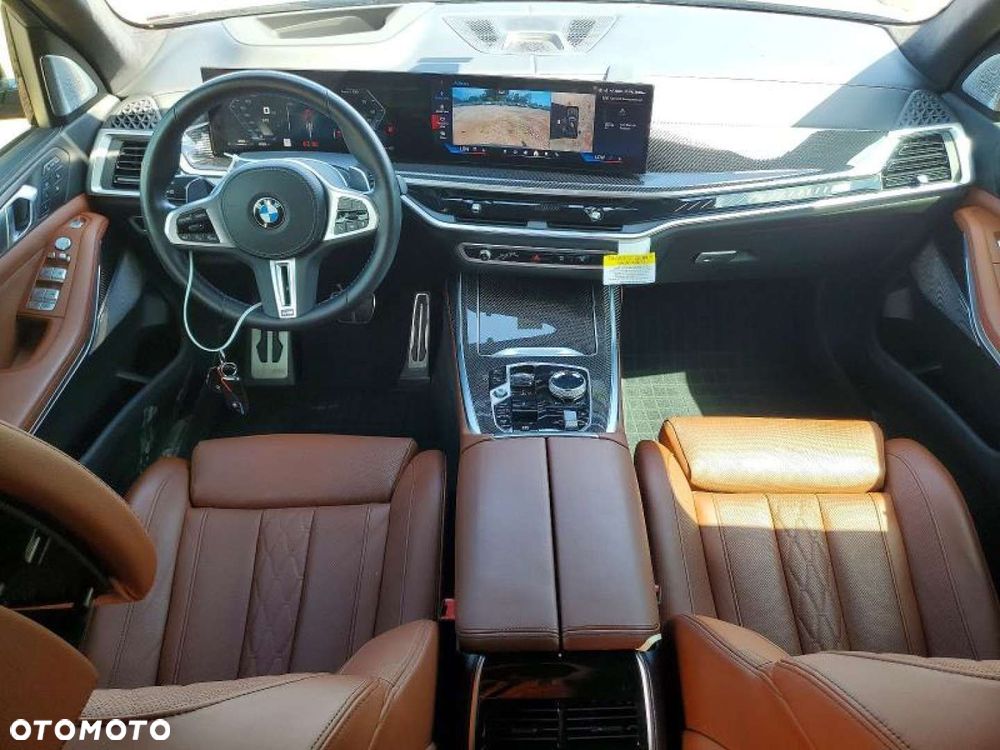 BMW X7 - 9