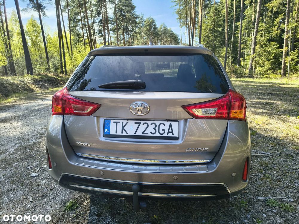 Toyota Auris 2.0 D-4D Executive - 13