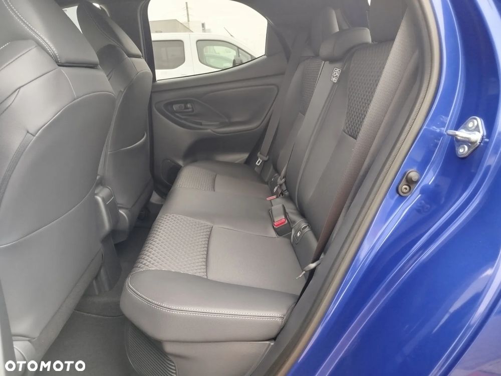 Toyota Yaris Hybrid 1.5 Executive - 16