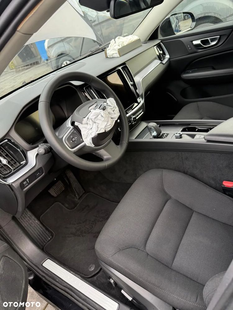 Volvo V60 D3 Momentum - 13