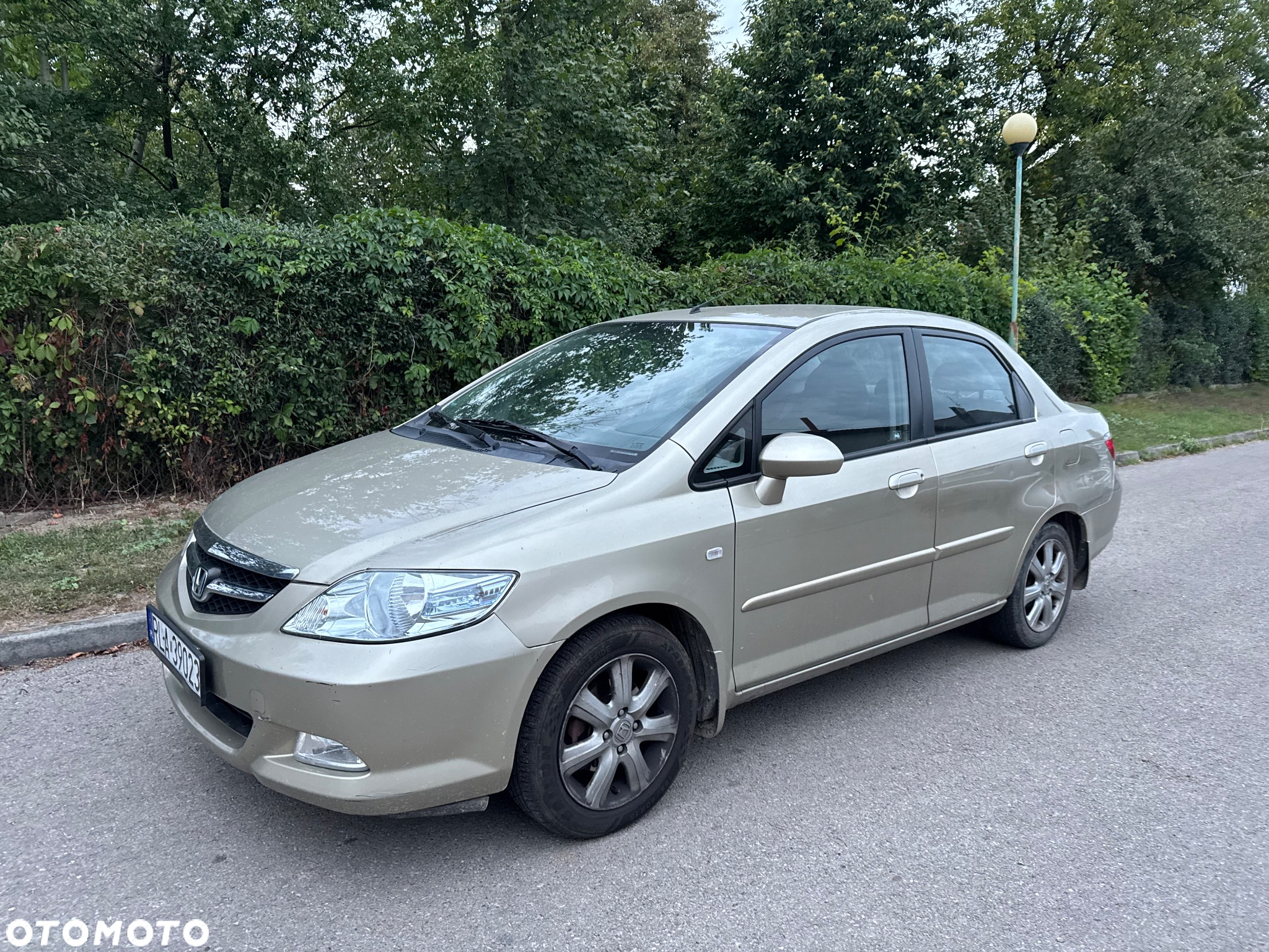 Honda City 1.4 Comfort - 3