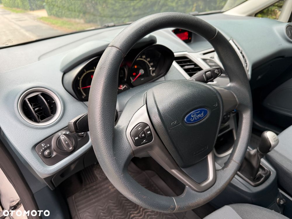 Ford Fiesta 1.25 Viva - 13